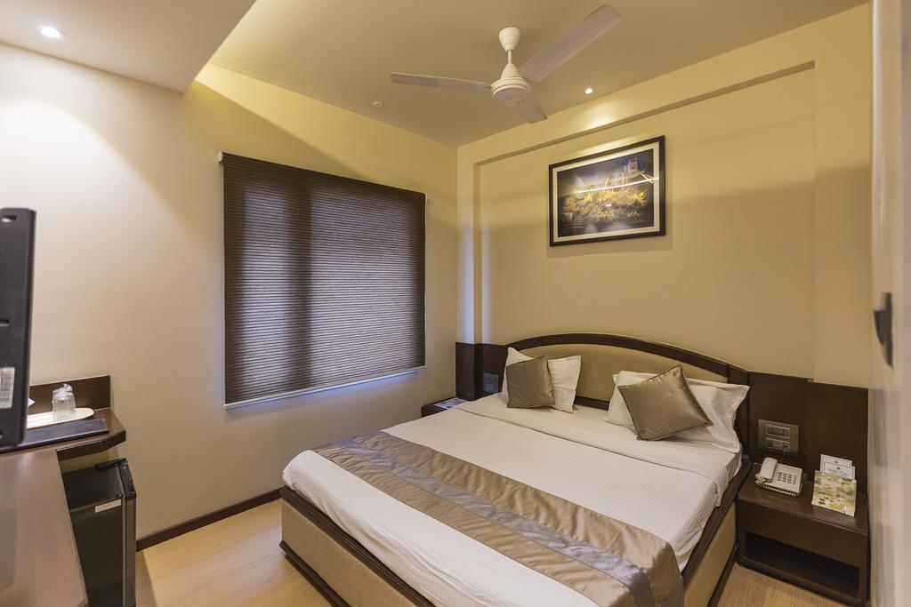 Princes Palace Hotel 2*