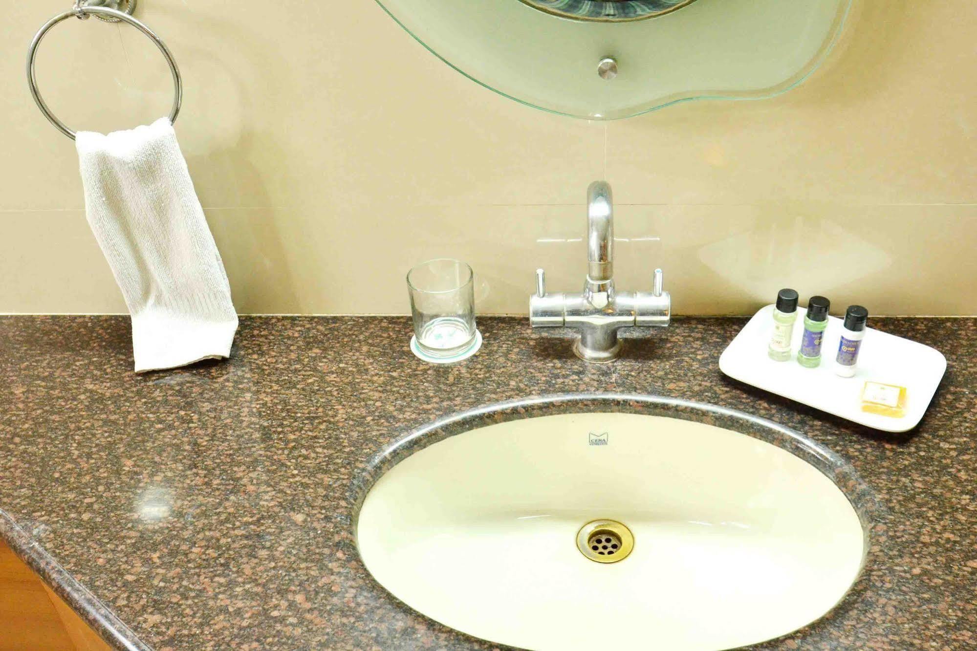 Princes Palace Hotel 2*