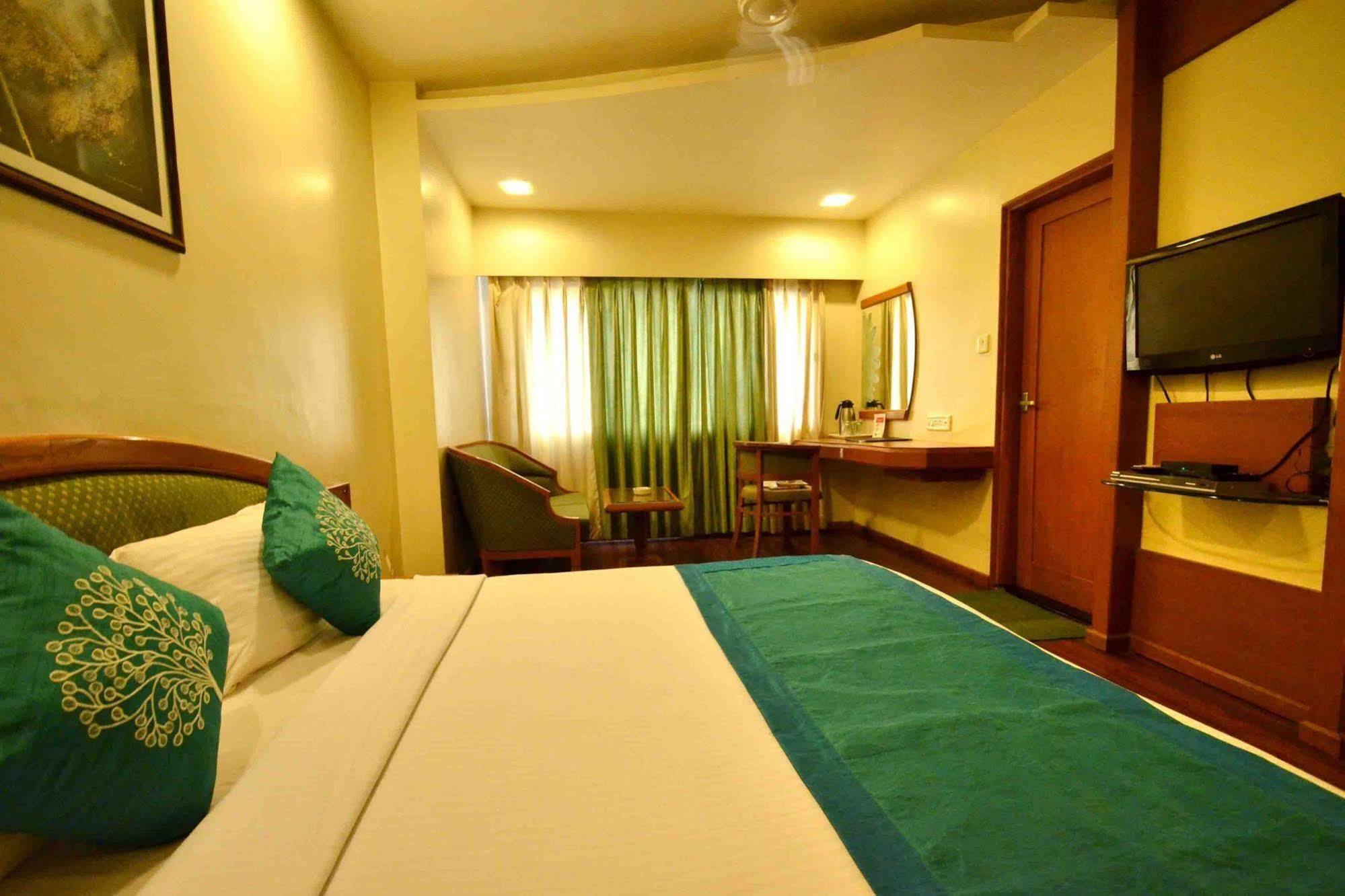 Princes Palace Hotel 2*