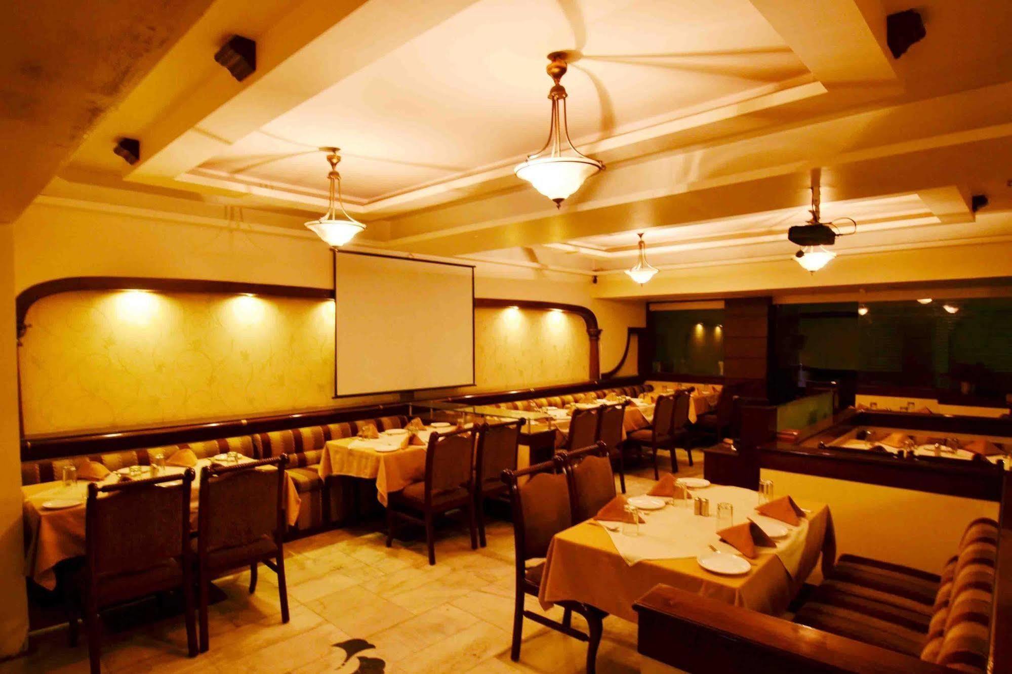 Princes Palace Hotel 2*